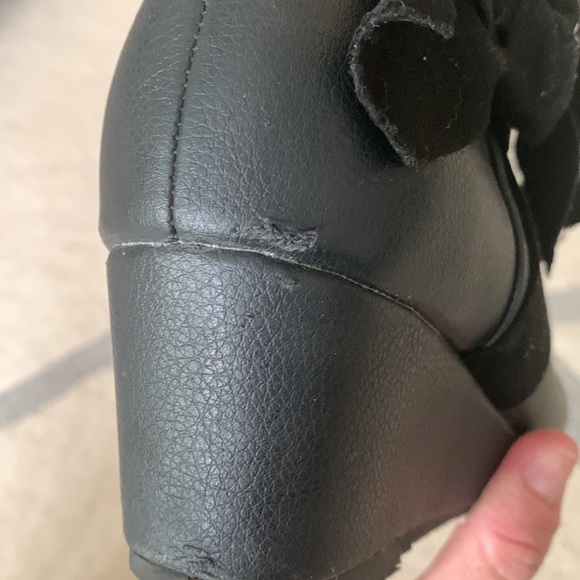 Girls Michael Kors boots, size 12 - Picture 13 of 15